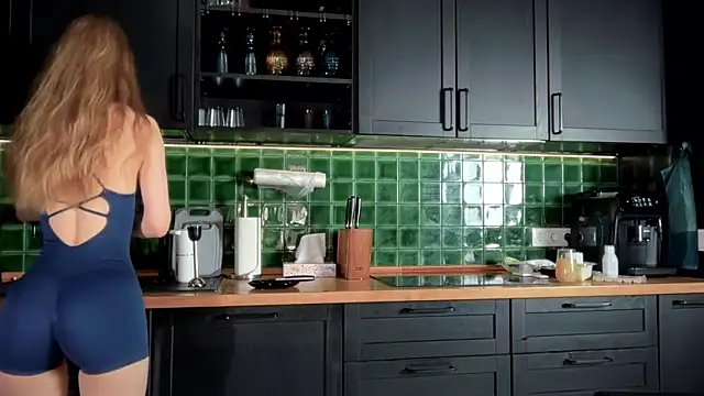 solar bella online show from February 27, 2026, 3:07 am