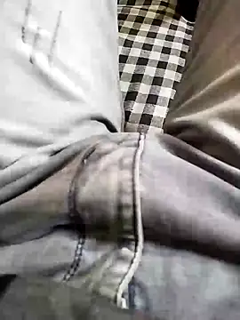 black cobra70 online show from December 25, 2024, 4:01 am