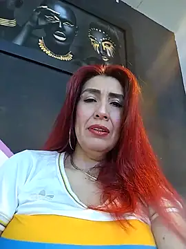 Perla Franco online show from November 11, 2025, 8:14 pm