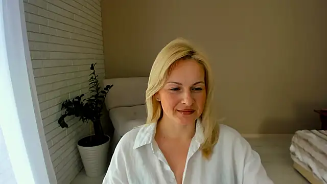 Alicee Gracee online show from February 20, 2026, 9:55 am