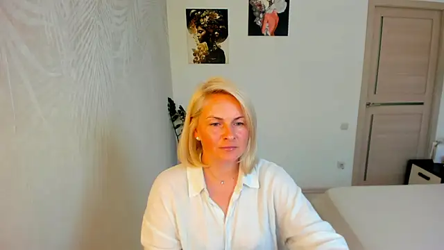 Snapshot of Alicee_Gracee chatting on July 9, 2026, 9:32 am Alicee Gracee online show from July 9, 2026, 9:32 am