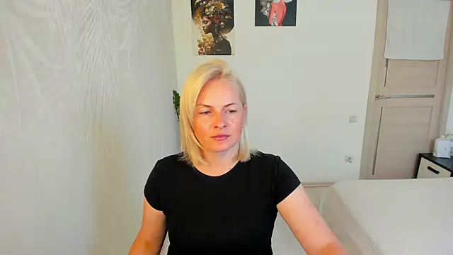 Snapshot of Alicee_Gracee chatting on July 12, 2026, 9:32 am Alicee Gracee online show from July 12, 2026, 9:32 am
