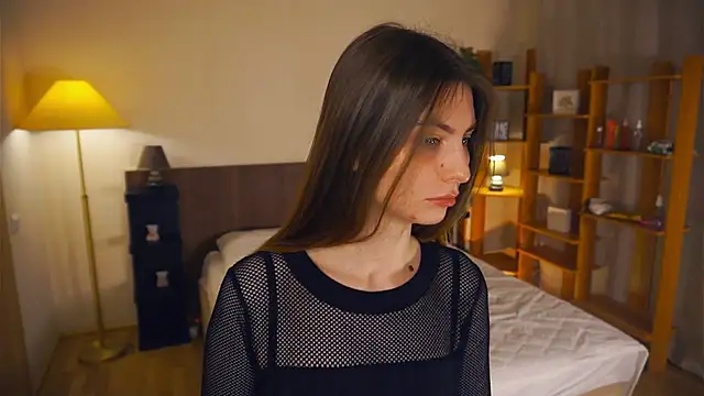 ErleneBrookfield online show from December 18, 2024, 5:37 am