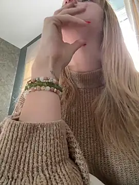 LustfulLuna  online show from January 16, 2026, 1:48 pm