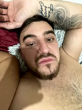 neversmile225 online show from January 14, 2026, 6:33 pm