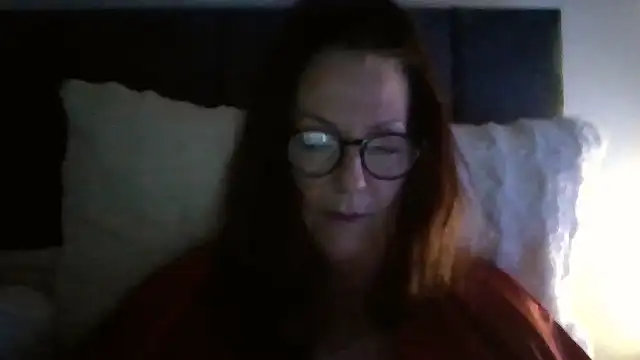 Snapshot of Tillieuk chatting on March 12, 2026, 6:28 am Tillieuk online show from March 12, 2026, 6:28 am