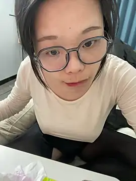 Bella0815 online show from January 19, 2025, 7:36 am