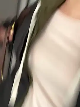 Bella0815 online show from January 19, 2025, 3:39 am