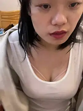 Bella0815 online show from December 26, 2024, 6:52 am