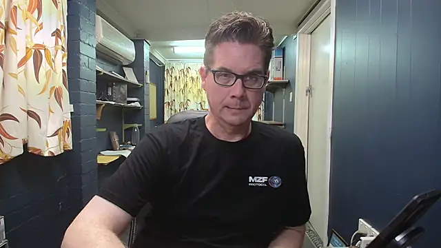 tilobinder online show from February 22, 2026, 2:41 pm