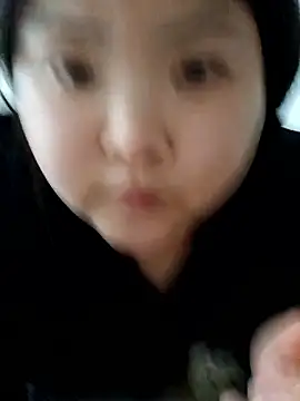 hello098712 online show from February 12, 2026, 9:31 am