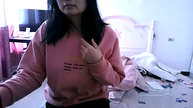 Snapshot of CN-Xiaoxi chatting on November 23, 2025, 2:54 am CN-Xiaoxi online show from November 23, 2025, 2:54 am