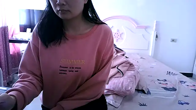 Snapshot of CN-Xiaoxi chatting on November 22, 2025, 3:27 am CN-Xiaoxi online show from November 22, 2025, 3:27 am