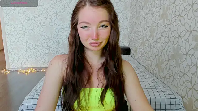Snapshot of Lissa_Cristal chatting on June 12, 2026, 8:56 am Lissa Cristal online show from June 12, 2026, 8:56 am
