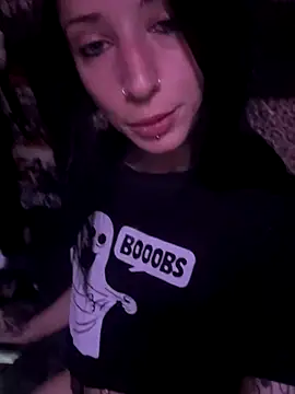 MissMidnightUK online show from October 24, 2025, 10:42 pm