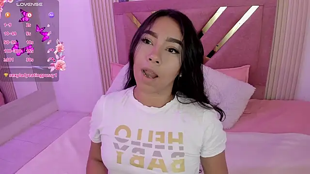 Snapshot of Sofi_booty chatting on March 22, 2025, 11:11 am Sofi booty online show from March 22, 2025, 11:11 am