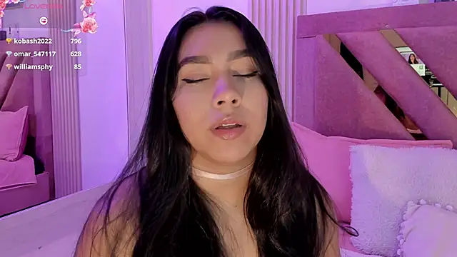 Snapshot of Sofi_booty chatting on February 2, 2025, 2:13 pm Sofi booty online show from February 2, 2025, 2:13 pm
