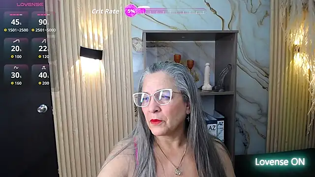 miisevvie  online show from November 8, 2025, 2:48 am