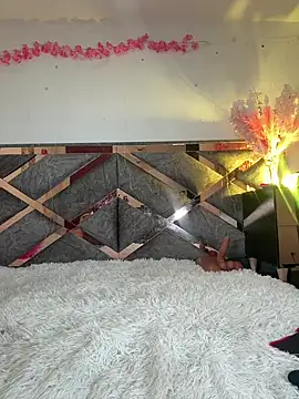 Cherry zayden  online show from March 19, 2025, 12:59 am