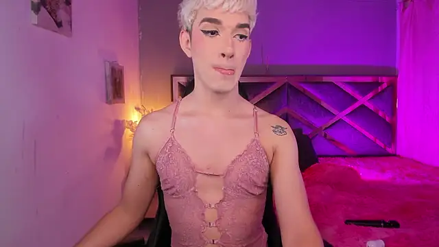 Cherry zayden  online show from March 8, 2026, 9:07 pm