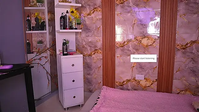 Snapshot of zoey-fox chatting on February 22, 2026, 11:06 pm zoey-fox online show from February 22, 2026, 11:06 pm