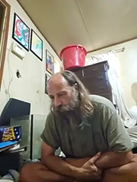 Snapshot of Beyond1978 chatting on June 14, 2026, 2:51 pm Beyond1978 online show from June 14, 2026, 2:51 pm
