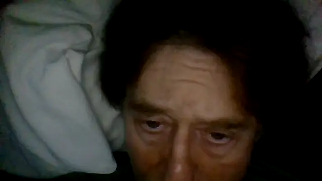 Snapshot of frankie7inch chatting on May 16, 2026, 6:45 am frankie7inch online show from May 16, 2026, 6:45 am
