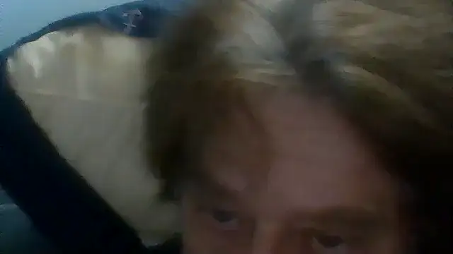 Snapshot of frankie7inch chatting on June 9, 2026, 1:23 pm frankie7inch online show from June 9, 2026, 1:23 pm