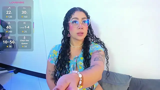 antonelllepiercee online show from November 15, 2025, 8:29 am