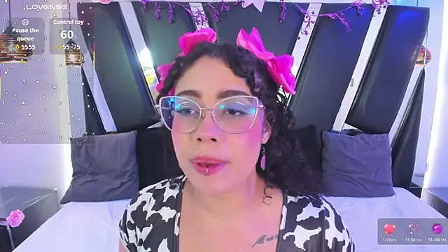 antonelllepiercee online show from January 9, 2026, 11:28 am