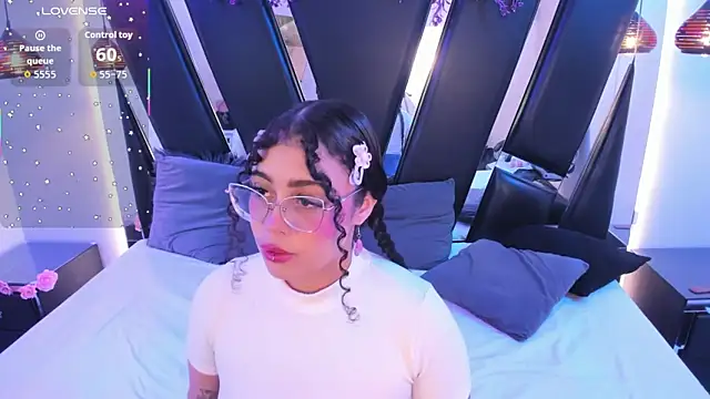 antonelllepiercee online show from January 17, 2026, 11:25 am