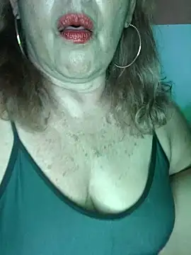 Kasandra Ho online show from April 12, 2026, 6:44 pm