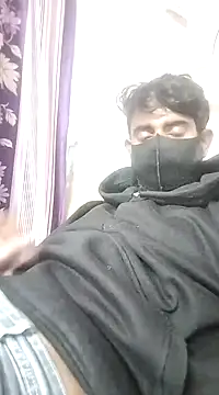Snapshot of piyush_7inch chatting on January 22, 2025, 6:52 pm piyush 7inch online show from January 22, 2025, 6:52 pm