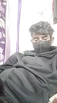 Snapshot of piyush_7inch chatting on January 10, 2025, 7:46 am piyush 7inch online show from January 10, 2025, 7:46 am