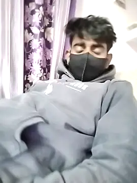 Snapshot of piyush_7inch chatting on December 16, 2024, 4:16 pm piyush 7inch online show from December 16, 2024, 4:16 pm