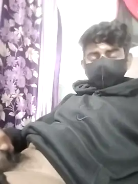 Snapshot of piyush_7inch chatting on January 6, 2025, 3:51 pm piyush 7inch online show from January 6, 2025, 3:51 pm