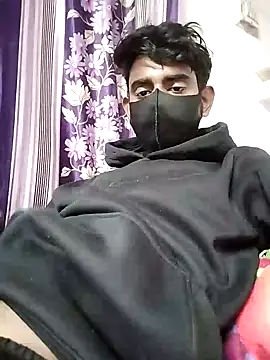 Snapshot of piyush_7inch chatting on December 25, 2024, 4:32 pm piyush 7inch online show from December 25, 2024, 4:32 pm