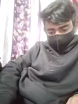 Snapshot of piyush_7inch chatting on January 2, 2025, 8:49 am piyush 7inch online show from January 2, 2025, 8:49 am