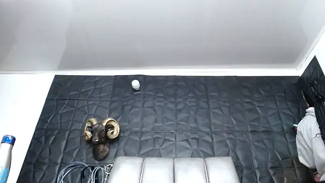 Hanna Fox 69 online show from April 15, 2026, 8:53 am