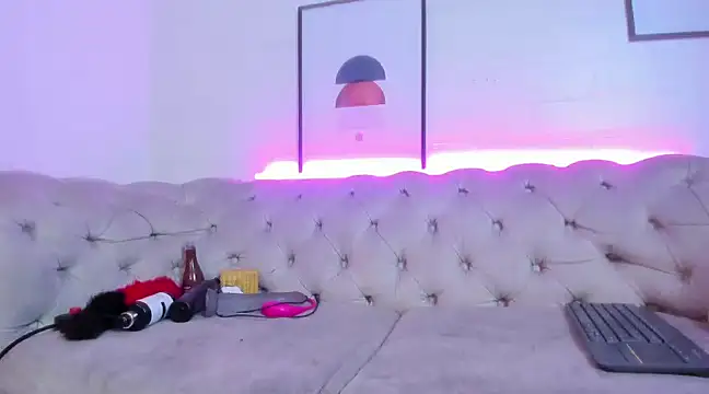 Snapshot of Aliiceyong chatting on March 3, 2025, 11:56 pm Aliiceyong online show from March 3, 2025, 11:56 pm