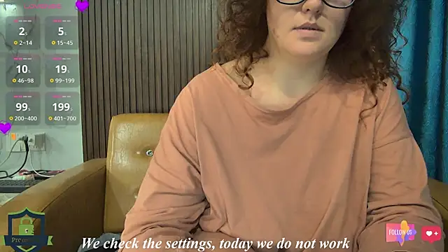  leediseeeex  online show from February 18, 2025, 12:17 pm