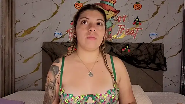 agatha 97  online show from October 23, 2025, 4:33 am