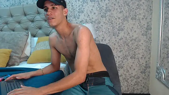 JakeMoxley online show from March 15, 2025, 11:39 pm