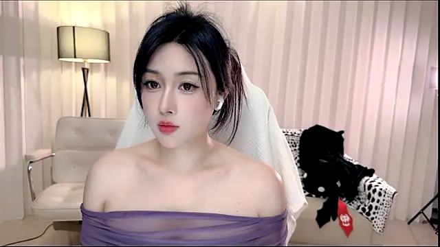 K-moumou online show from November 11, 2025, 3:29 pm