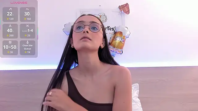 nataliiiiia online show from September 29, 2025, 12:22 pm