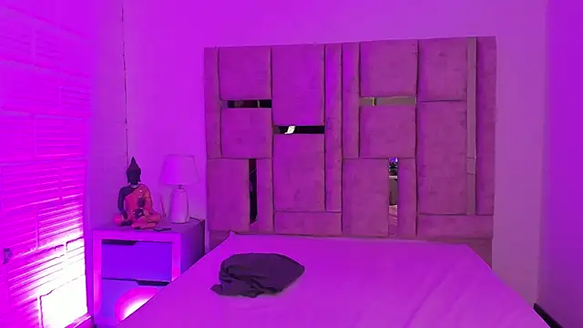 EmmaBecket2 online show from November 28, 2025, 3:39 am