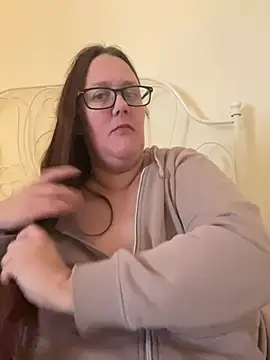 Snapshot of Foxy_Evie40XO chatting on February 9, 2025, 3:34 pm Foxy Evie40XO online show from February 9, 2025, 3:34 pm