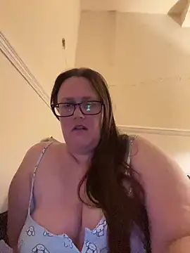 Snapshot of Foxy_Evie40XO chatting on February 14, 2025, 10:04 pm Foxy Evie40XO online show from February 14, 2025, 10:04 pm