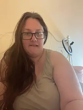 Snapshot of Foxy_Evie40XO chatting on March 6, 2025, 9:03 am Foxy Evie40XO online show from March 6, 2025, 9:03 am