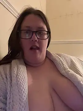 Snapshot of Foxy_Evie40XO chatting on March 3, 2025, 11:03 pm Foxy Evie40XO online show from March 3, 2025, 11:03 pm